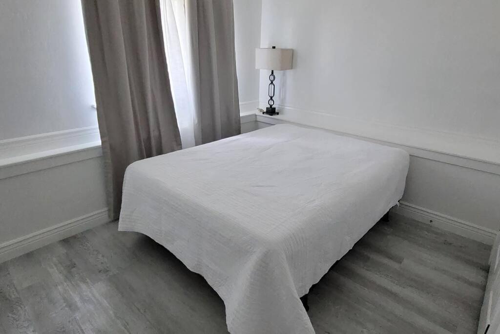 פרובו 5 Bedroom House To Share With Your Family And Friends מראה חיצוני תמונה